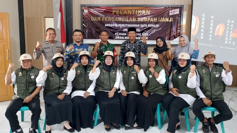 PPS Desa Babadan Lor Lantik Petugas Pantarlih Pilkada 2024