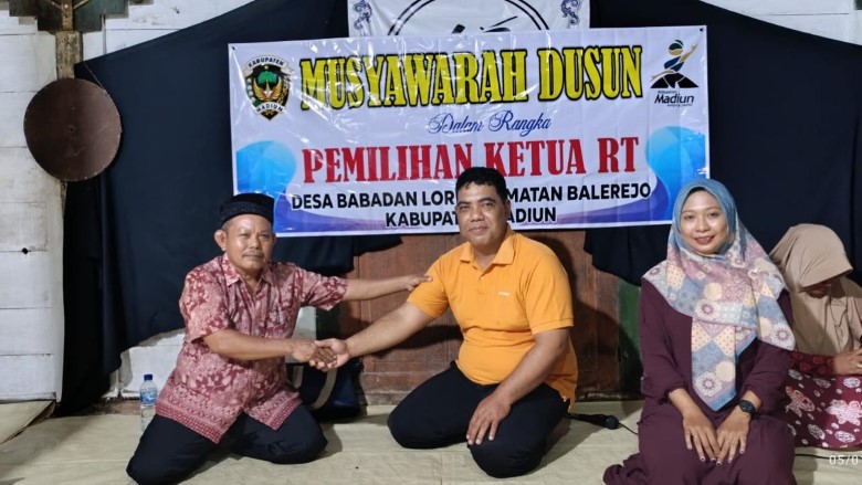 Unggul Secara Voting Pak Heru Wijiatmoko Terpilih Sebagai Ketua RT 016 Yang Baru